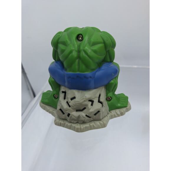 Hulk And Thing Action Figures From McD And BK - Picture 4 of 6